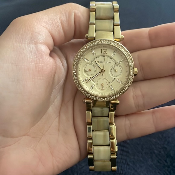 Michael Kors Watch - Picture 1 of 3
